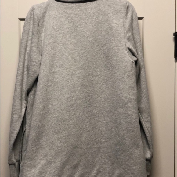 Abercrombie cardigan - Picture 2 of 3